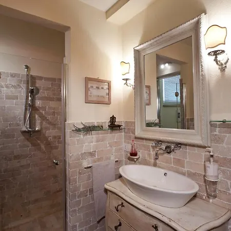 Casale Delle Lavande 10, Emma * Todi