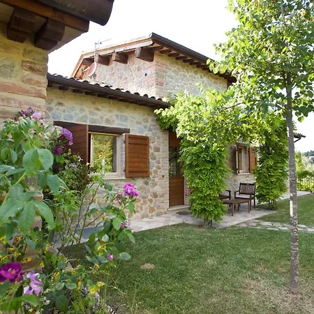 Casale Delle Lavande 10, Emma Villa *