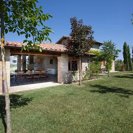 Casale Delle Lavande 10, Emma Villa *