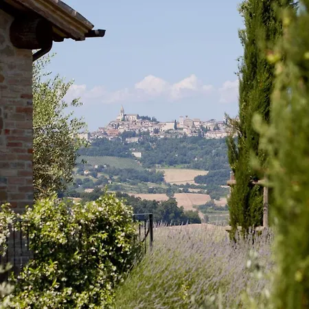 Villa Casale Delle Lavande 10, Emma *
