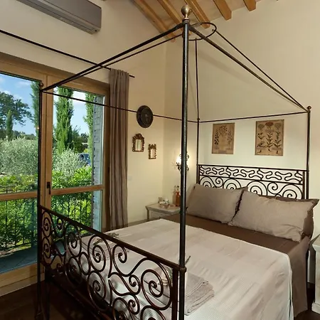 Villa Casale Delle Lavande 10, Emma